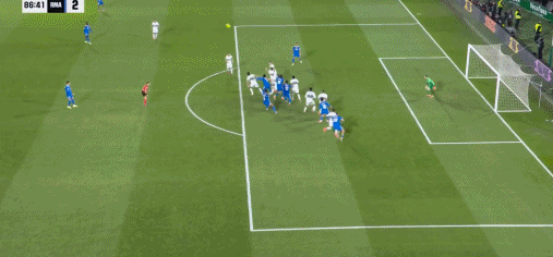 CTA官员称维尼修斯撞佩尼亚是偶然，埃尔切主帅回击